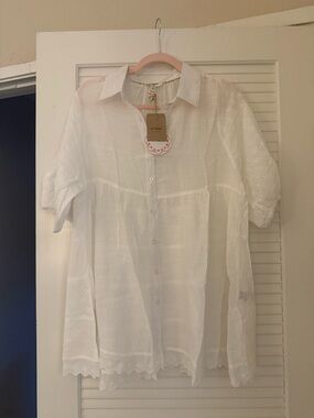 Umgee - White Eyelet Button-Front Tunic Blouse